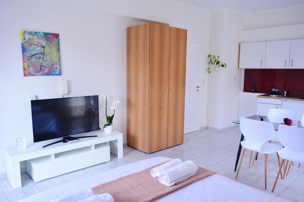 Appartamento Studio Coral Kalamata Esterno foto